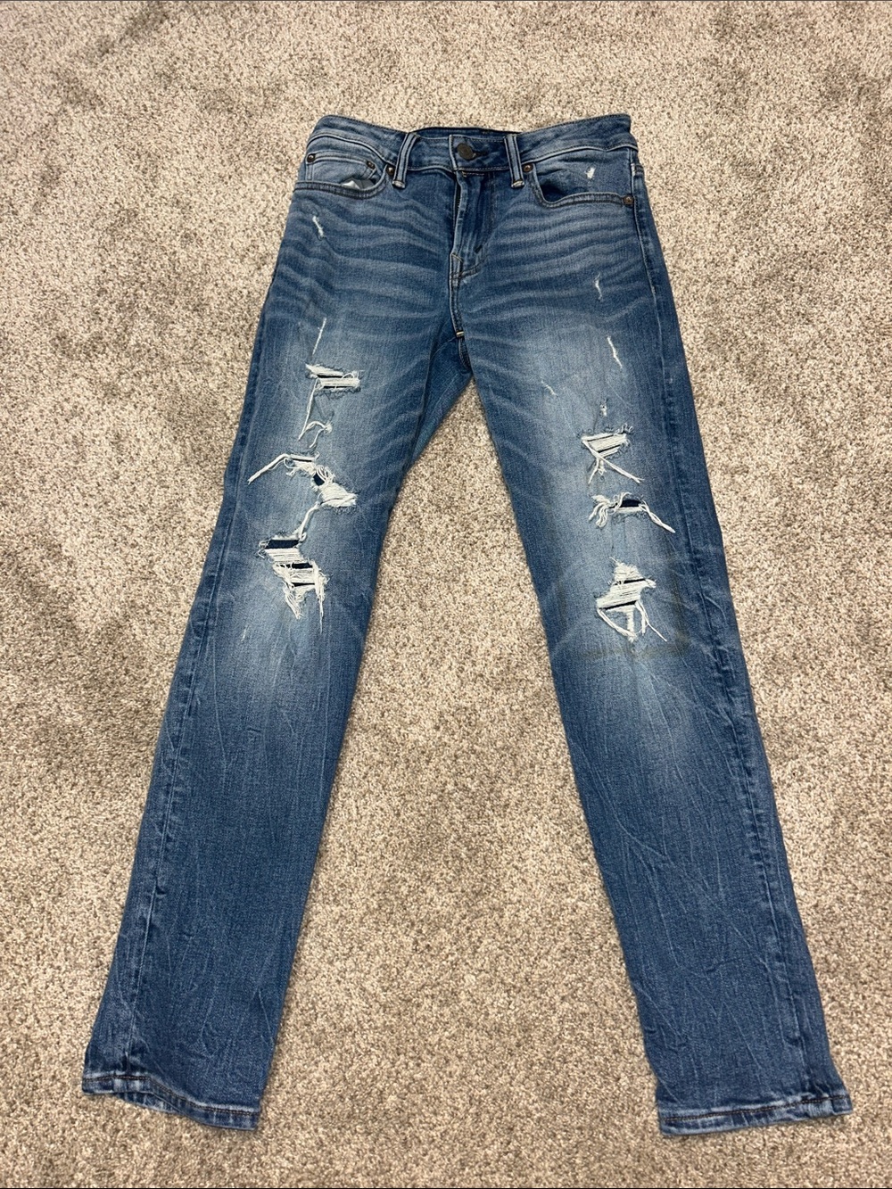 American Eagle Outfitters Men's Ripped Mid-Blue Slim Straight Jeans